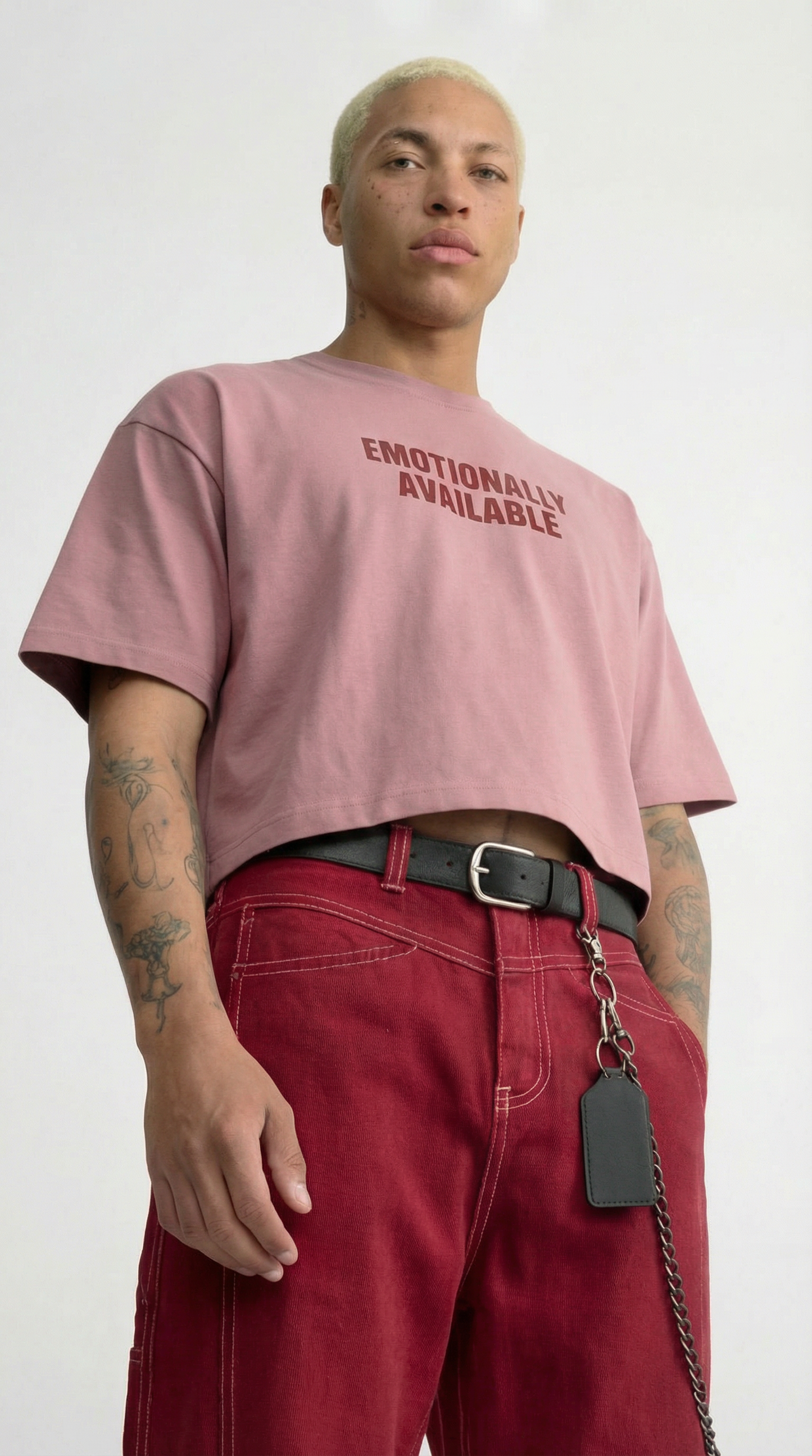 THE BOXY TEE "EMOTIONAL AVAILABLE"