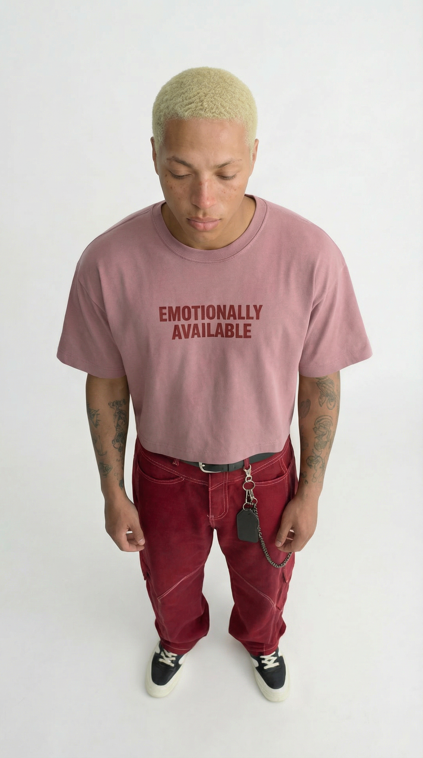 THE BOXY TEE "EMOTIONAL AVAILABLE"